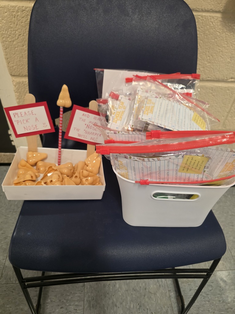 A picture of 2 baskets of gifts that were given out