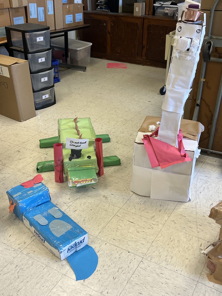 otter and llama and crocodile made of boxes