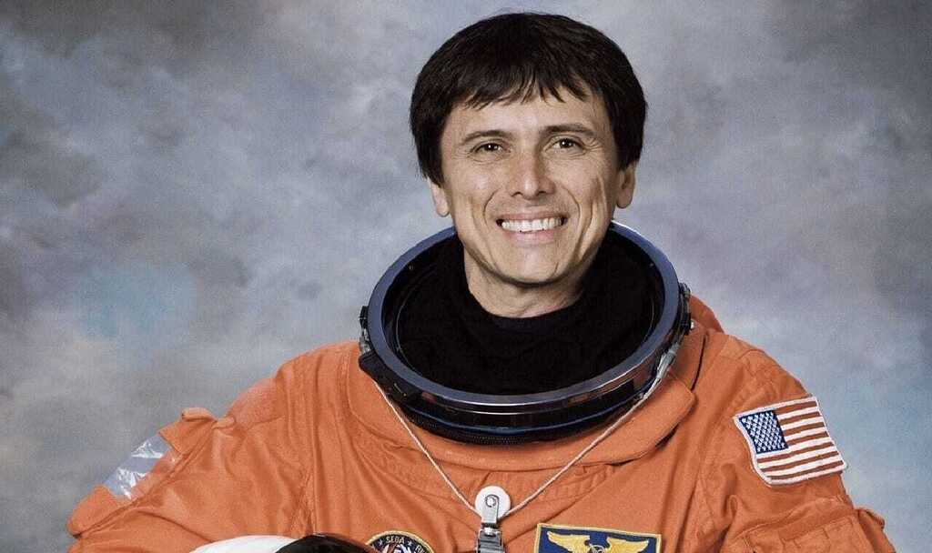 Franklin Chang-Díaz is a Costa Rican-born American astronaut and scientist.