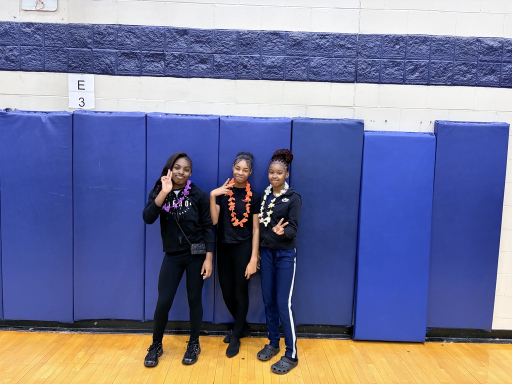 Students wearing lei