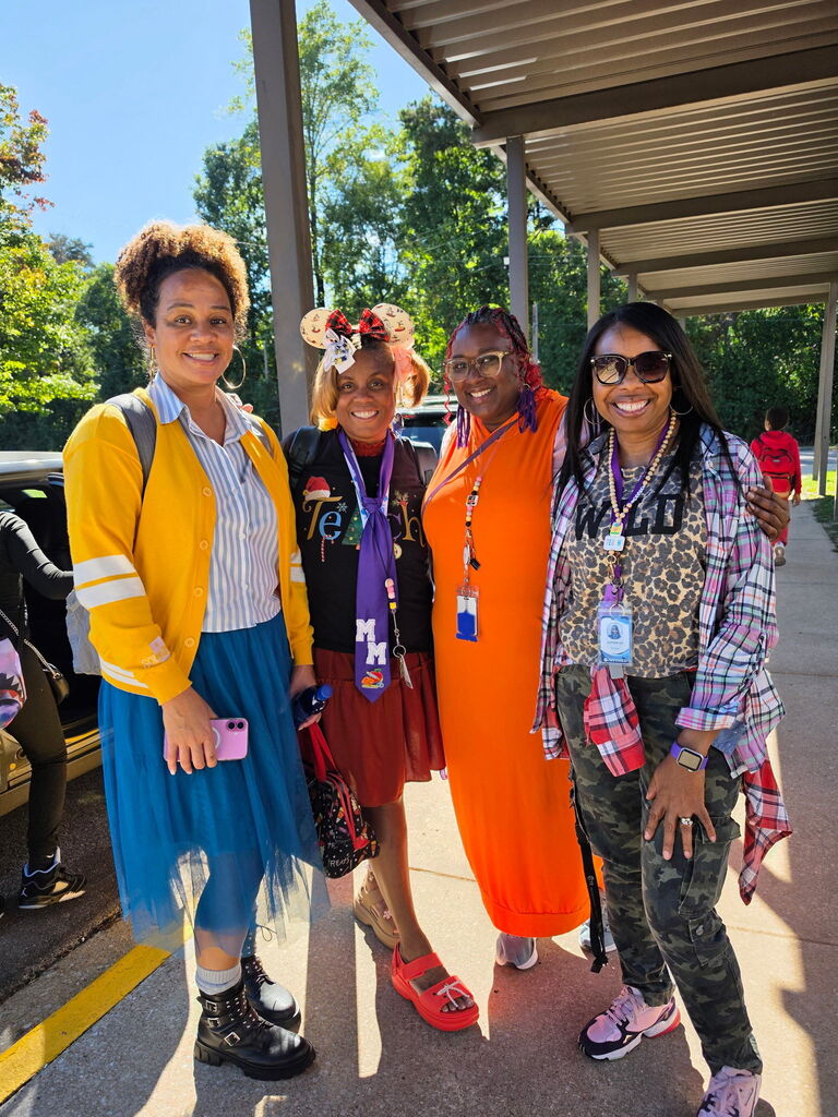 Teachers really took part in Tacky Day!