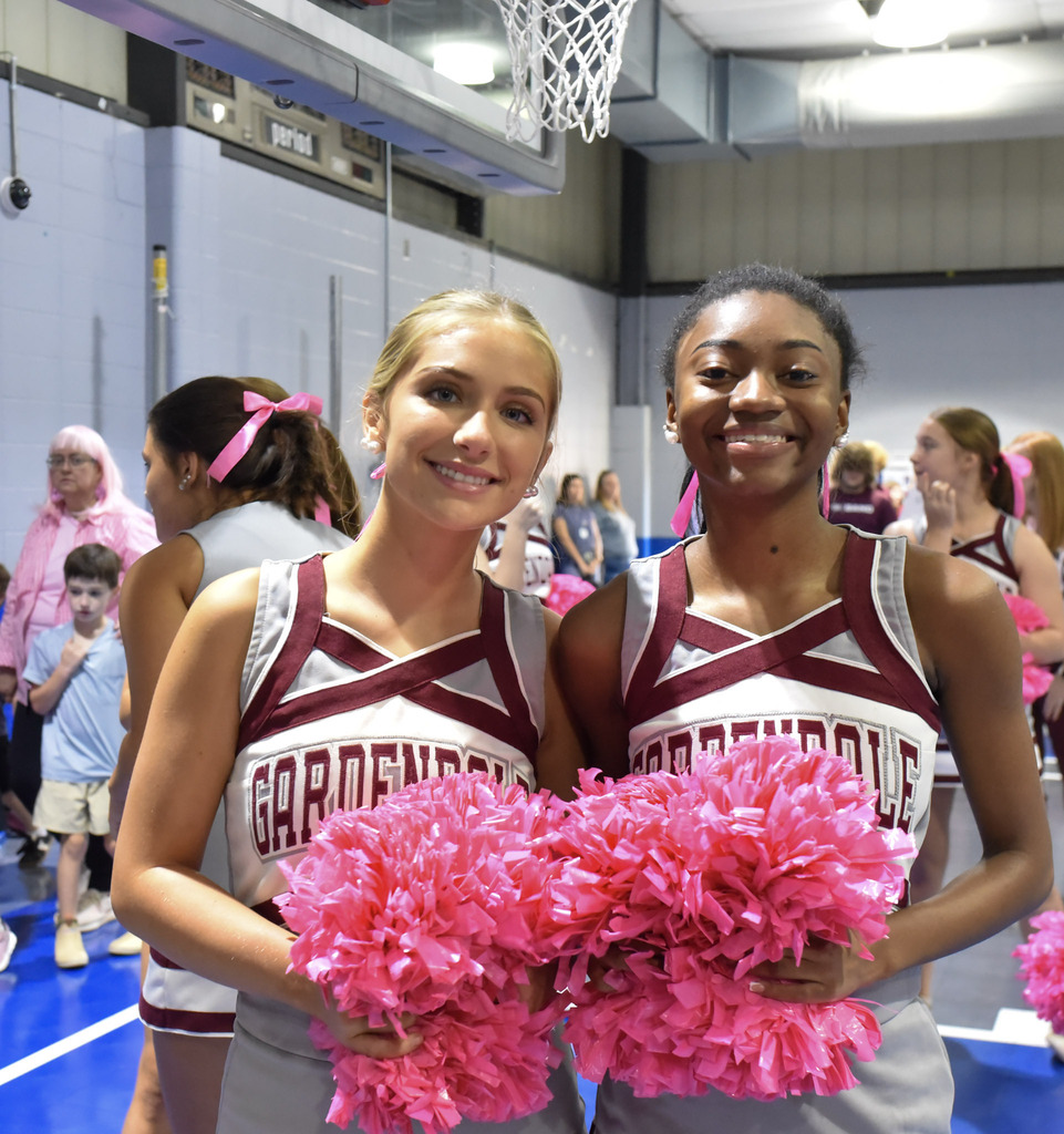 GHS cheerleaders