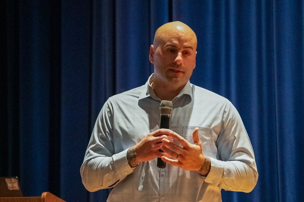 Sgt. Edwards with the West Virginia State Police Internet Crimes Against Children Task Force leads a presentation about the risks children face online and how parents can help.