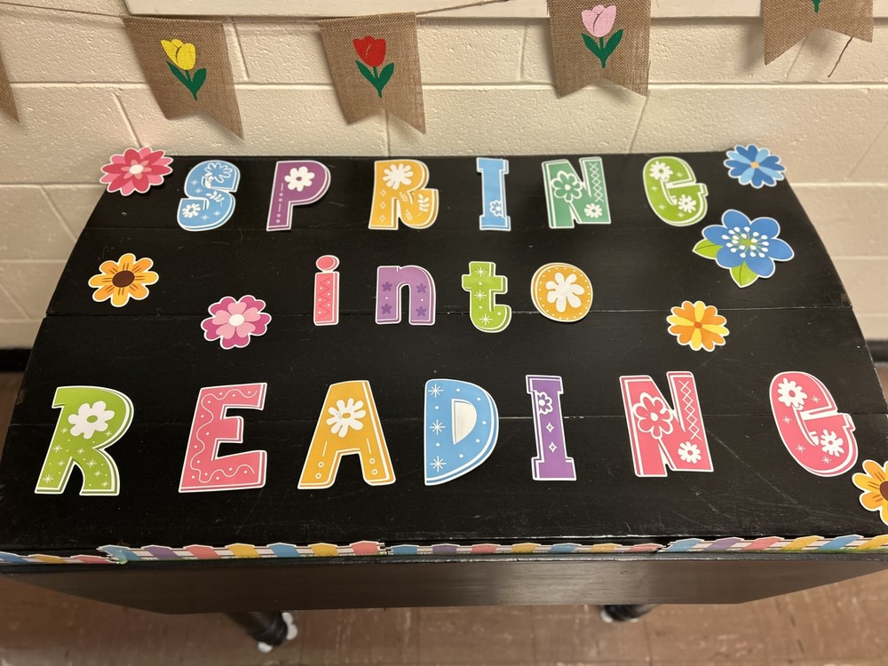 Spring into Reading Display