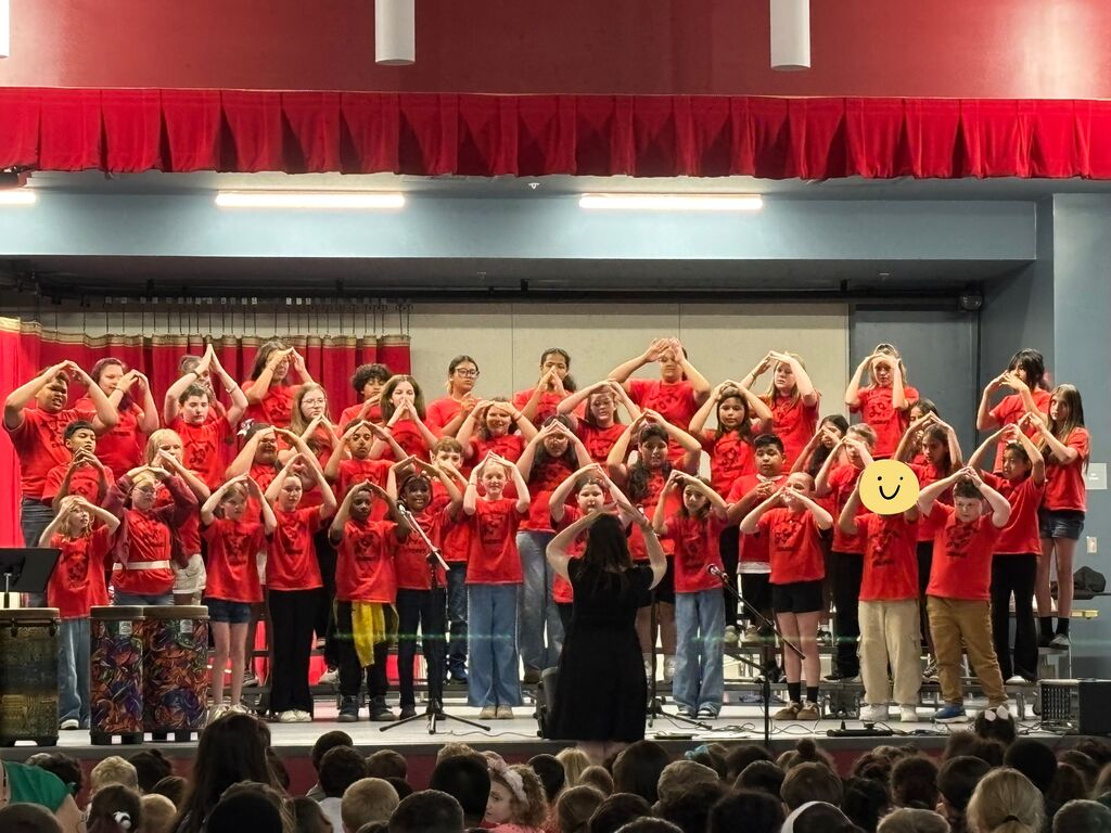 Chorus students performing