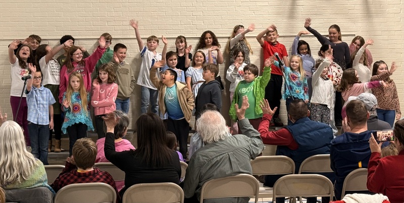 3rd grade chorus singing