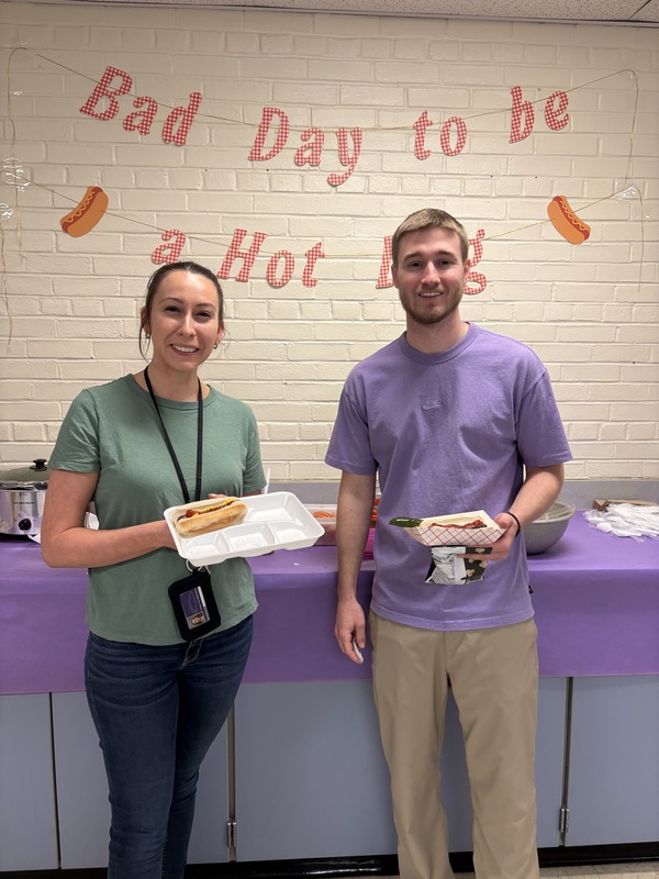 teachers having lunch
