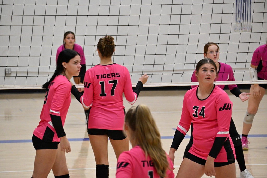 Volleyball Tri @ Perry