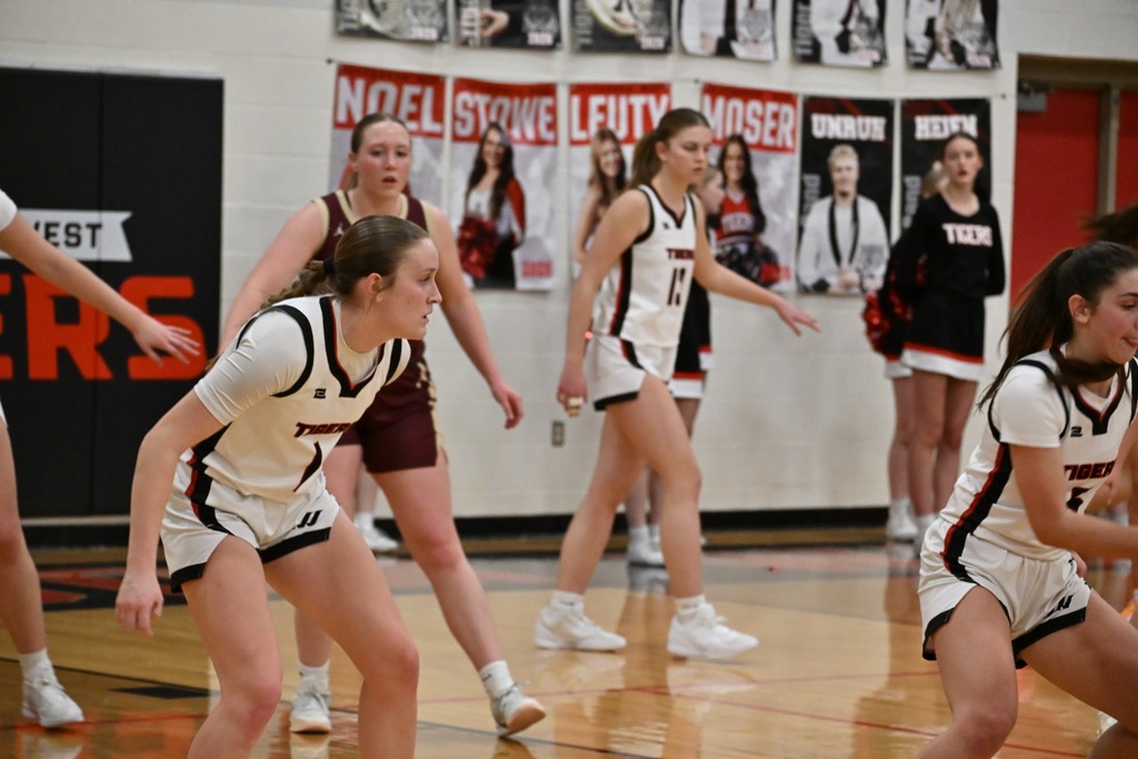 Jefferson West vs. Silver Lake