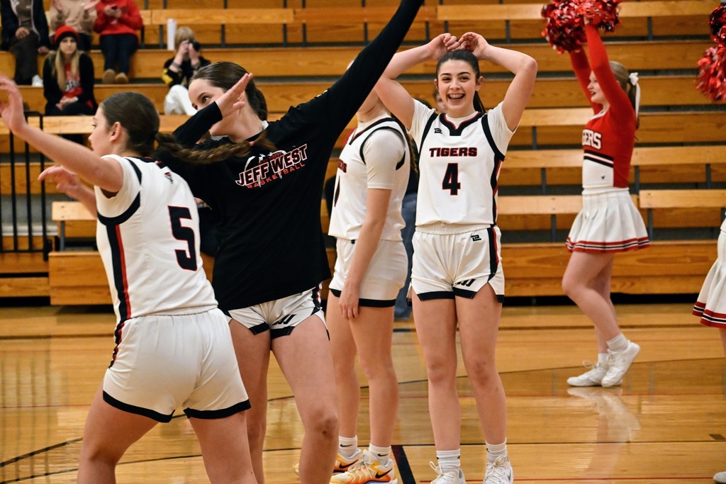 Jefferson West Varsity Girls vs. St. Marys