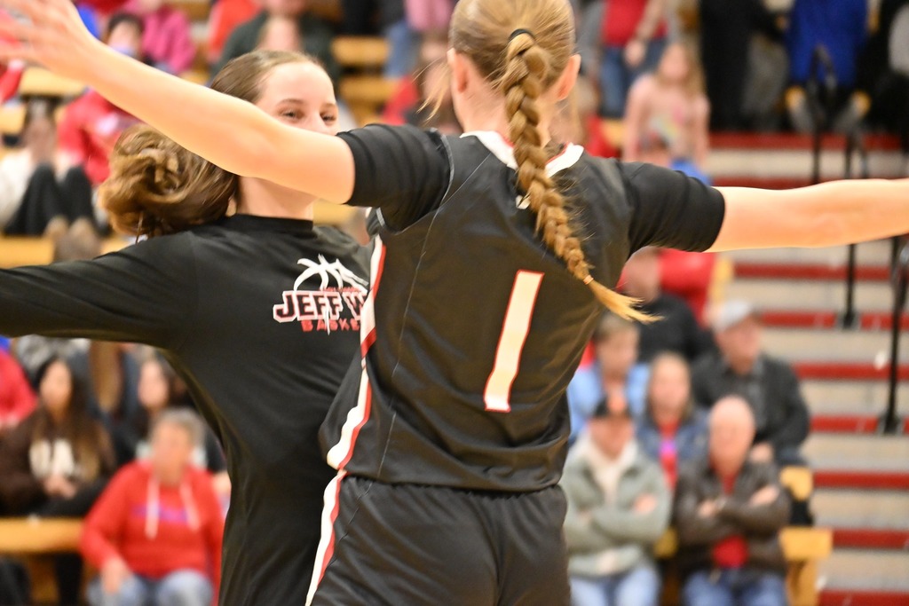 Jefferson West Varsity Girls vs. Hiawatha