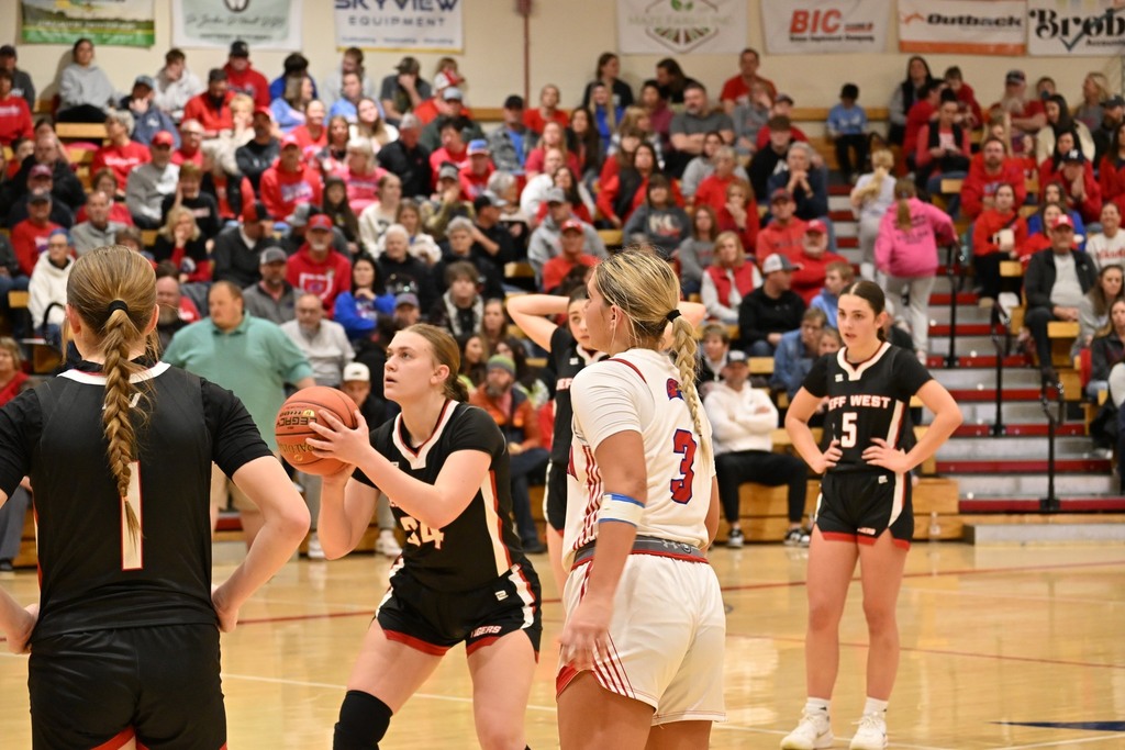 Jefferson West Varsity Girls vs. Hiawatha