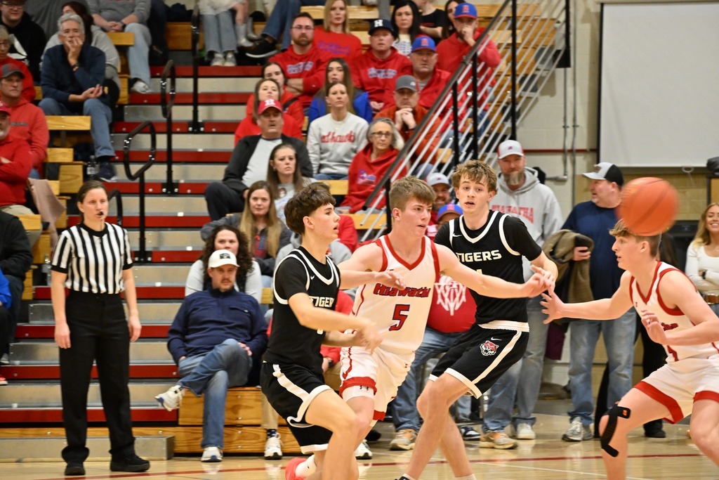 Jefferson West Varsity Boys vs. Hiawatha