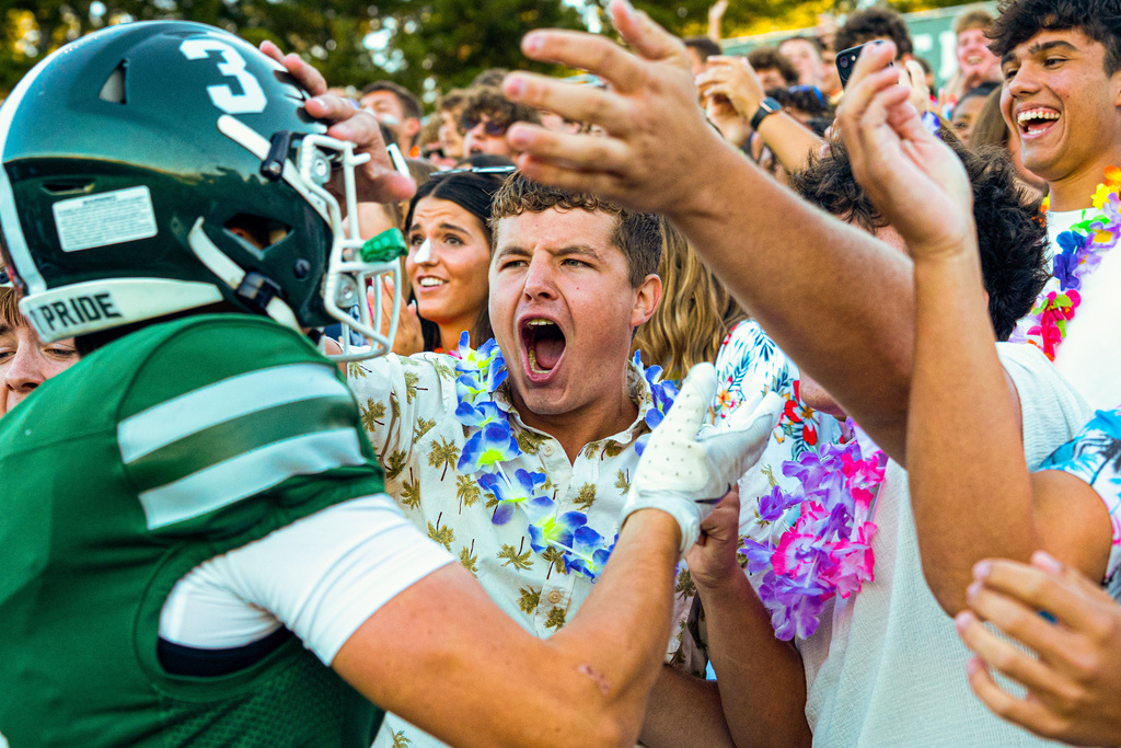 Wildcat fest cheering
