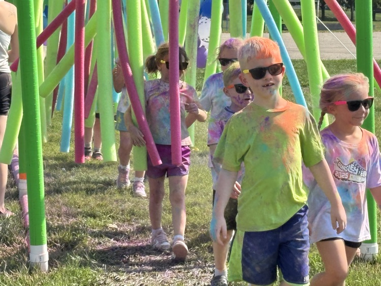 K in car wash at Color Run