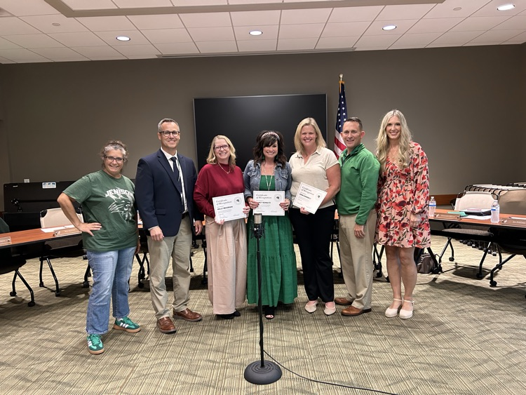 instructional coaches with certificates 