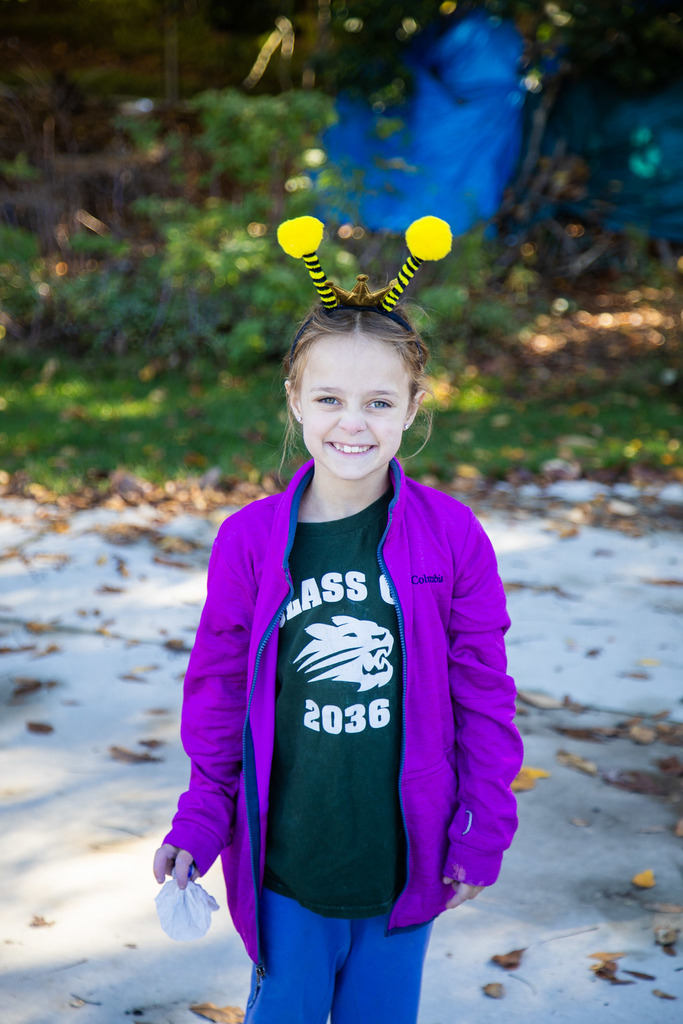 Wilderness Academy students enjoying bee demonstration