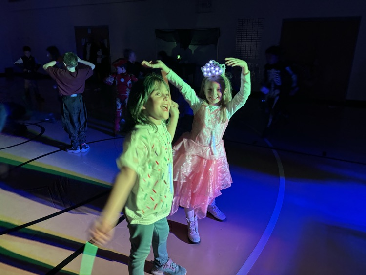 girls on dance floor