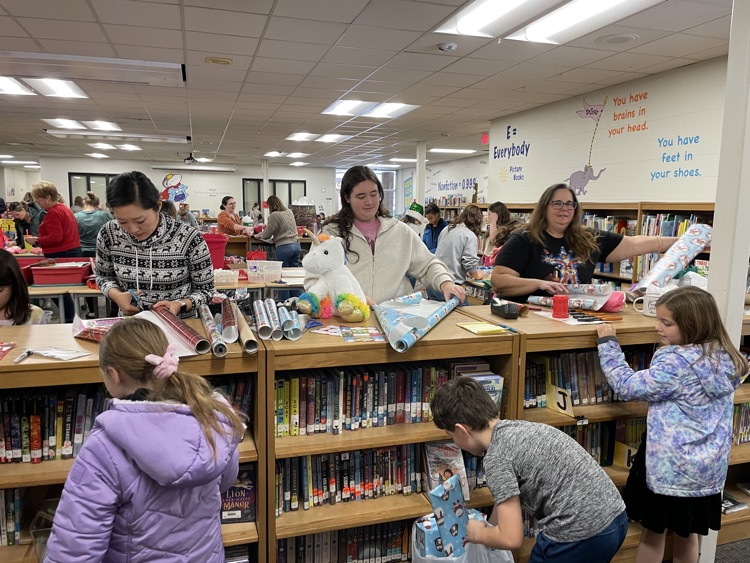 shopping and wrapping 