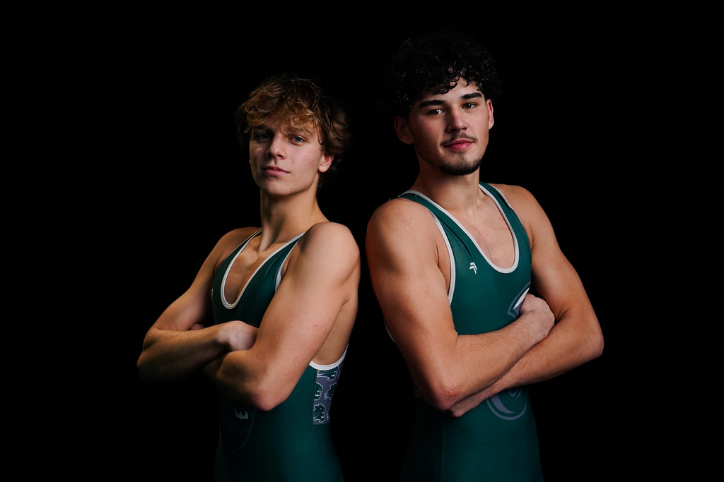 Wrestling team posing