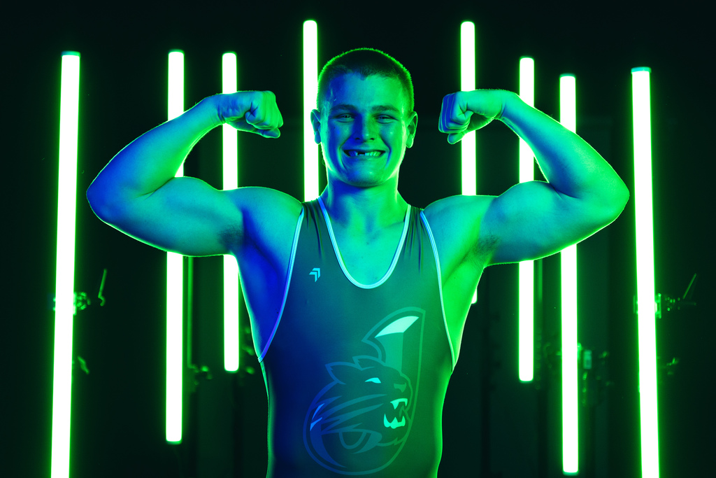 Wrestling team posing