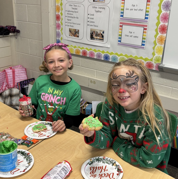 3rd grade cookie decorating 