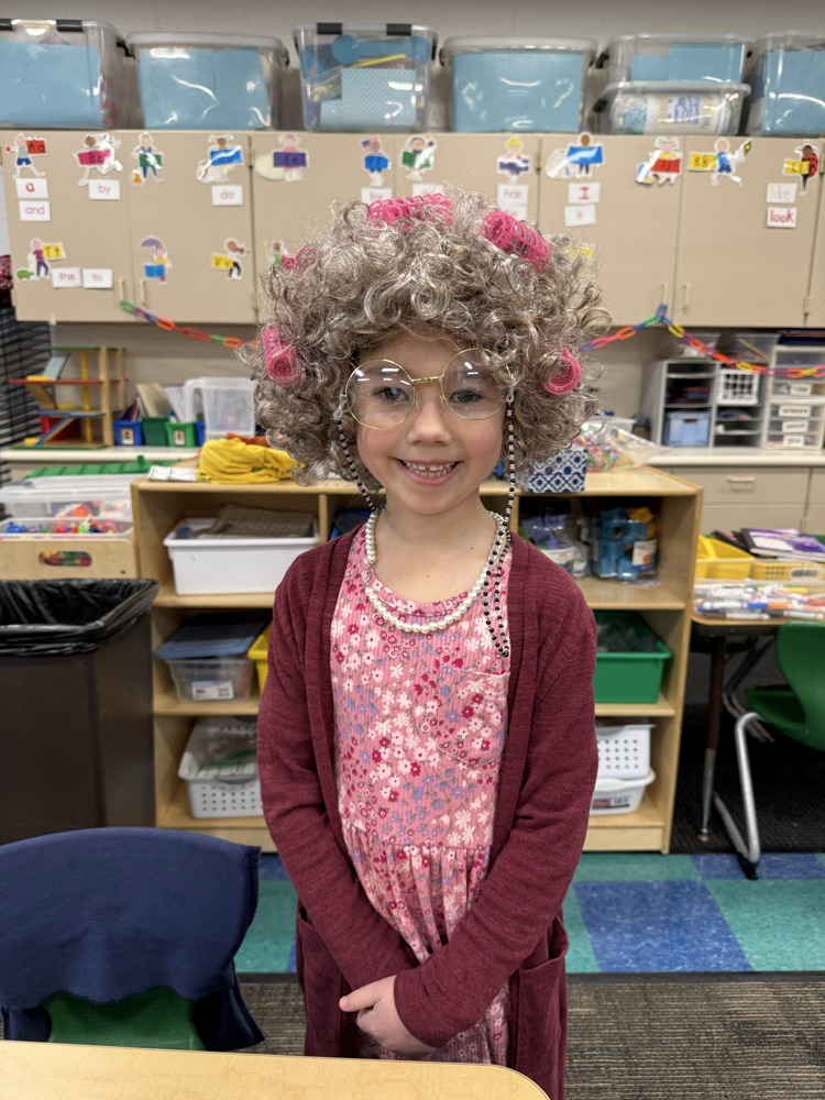 students celebrating the 100th day of school 