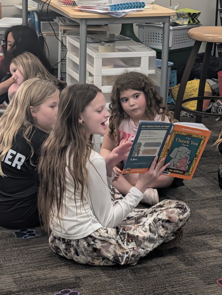 4th Graders Reading to 1st Graders