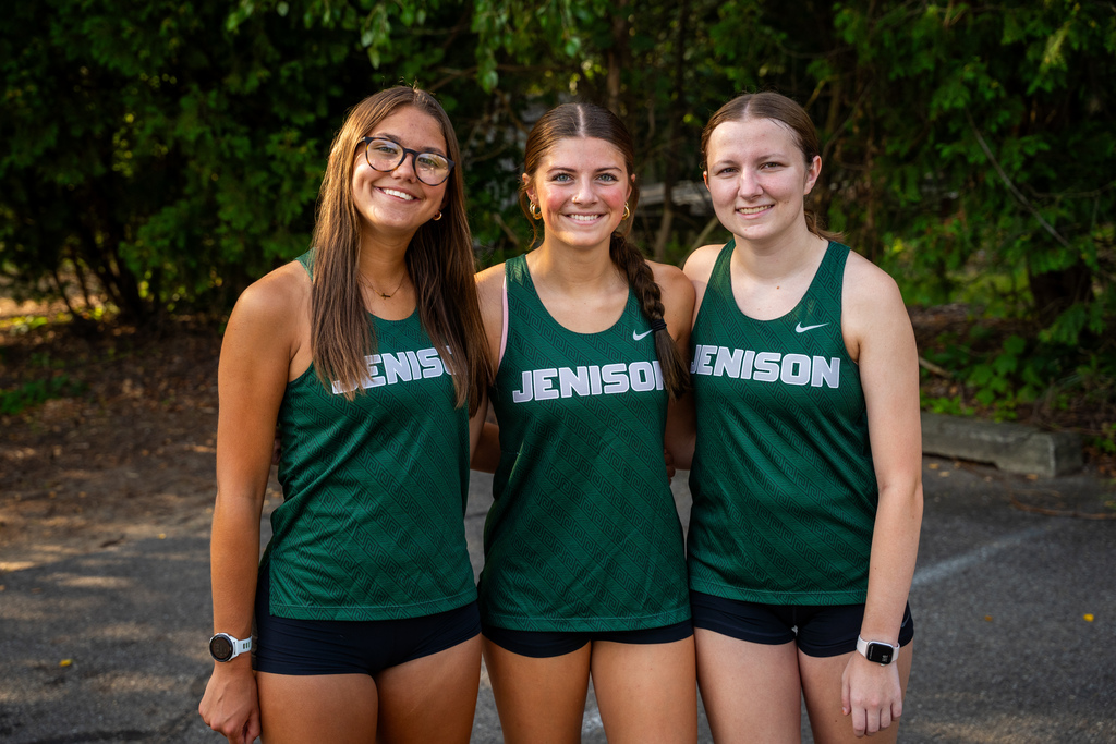 Girls cross country posing