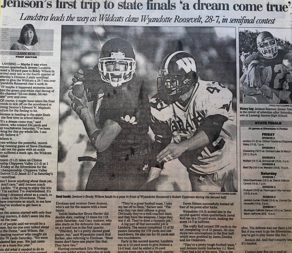 2001 football team article