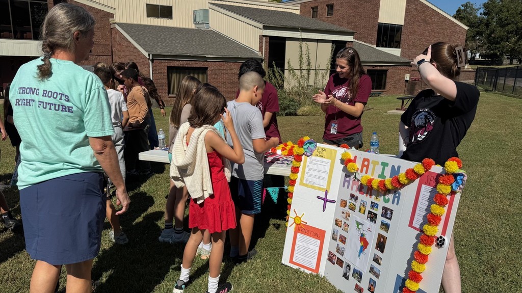 students learning about Latin America