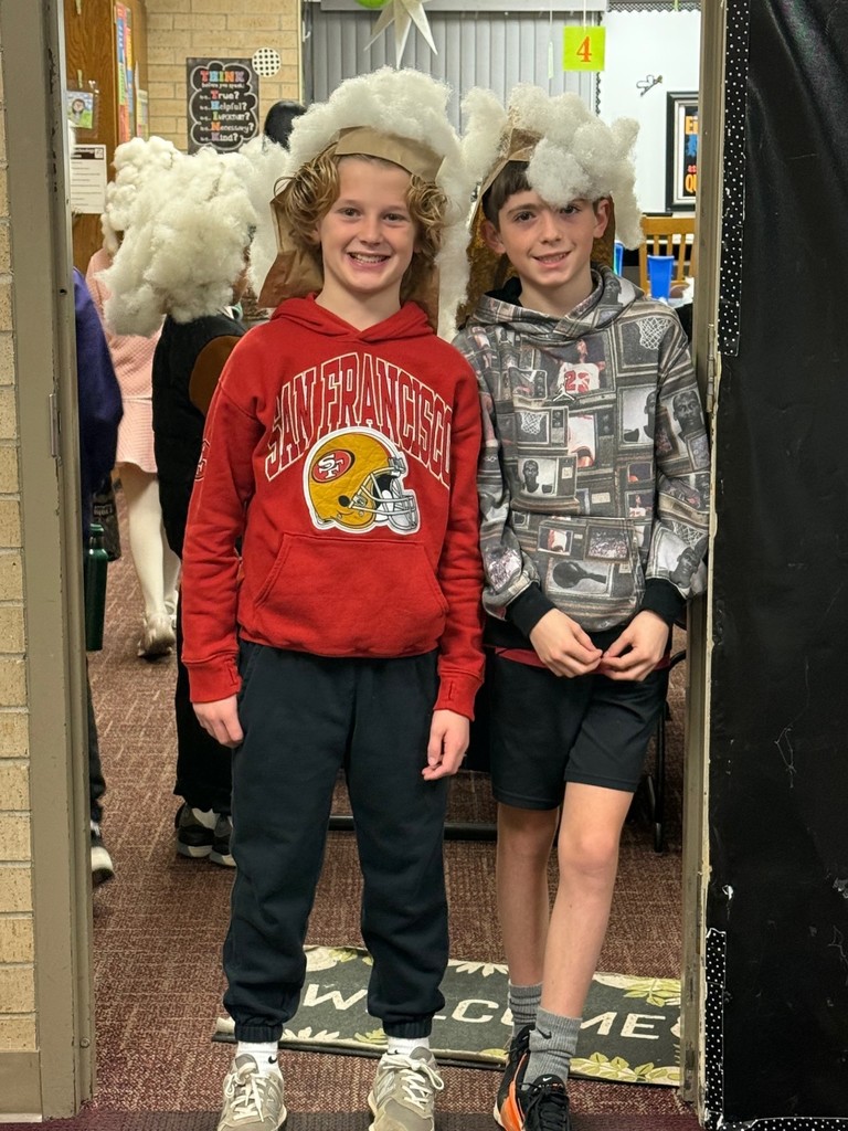 students dressed for colonial day activities