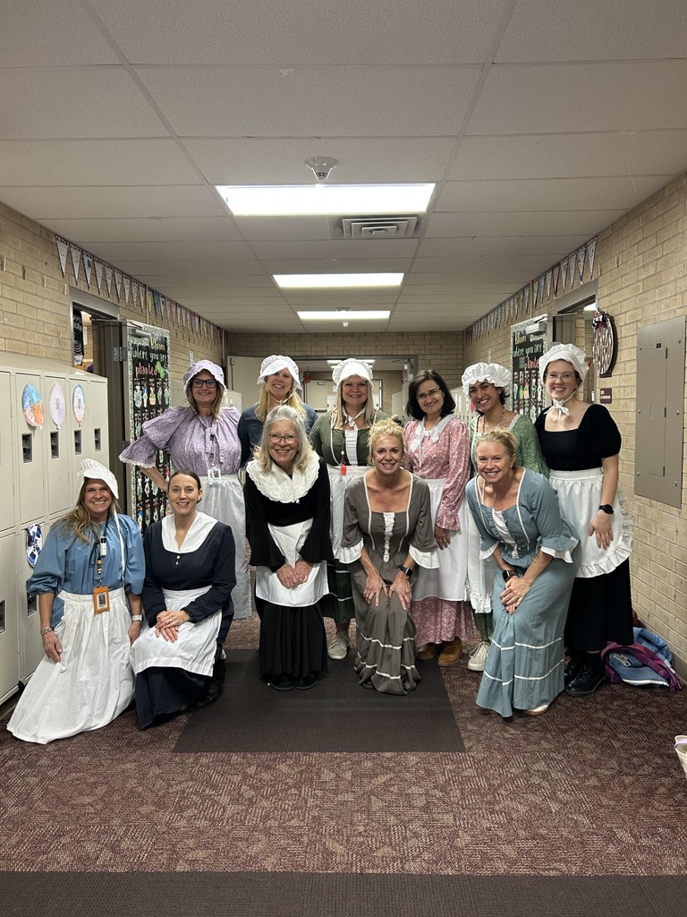 5th grade teachers in colonial day wear