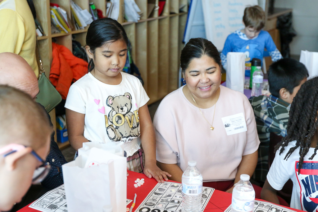 mom and daughter playing bingo