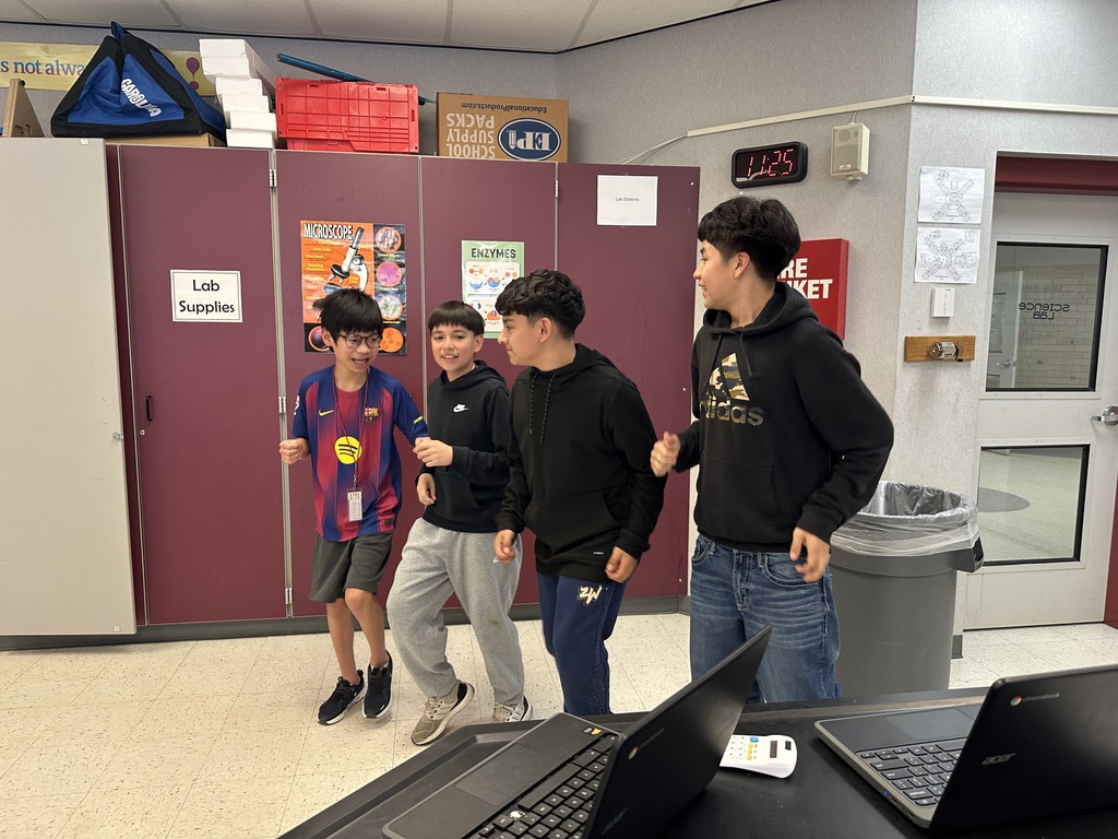 4 students running in place