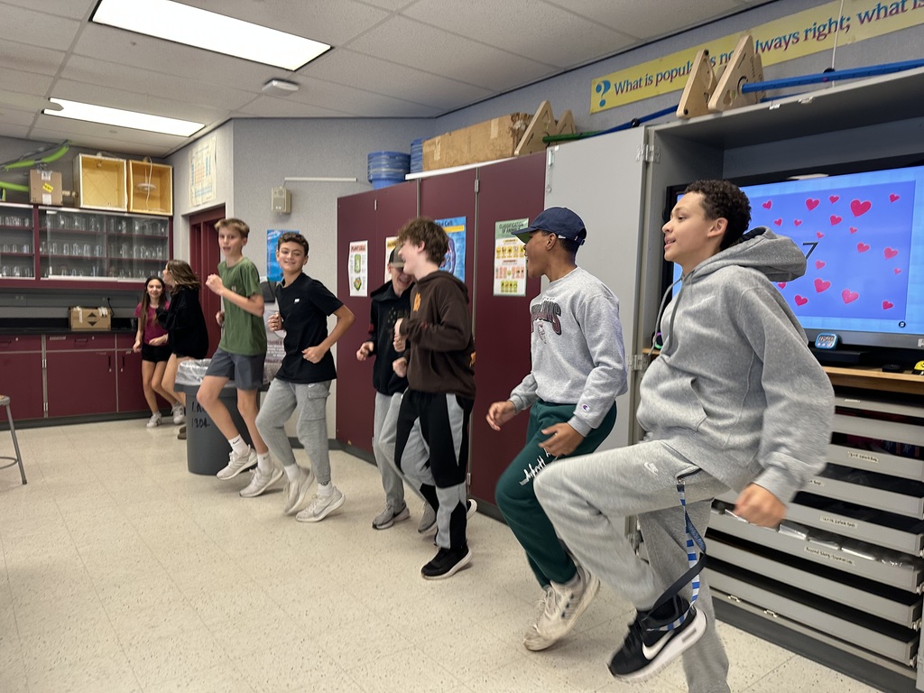 students running in place