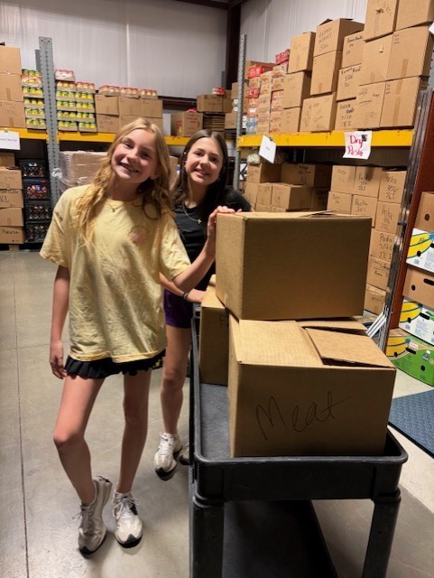 6th Grade students at the Jenks Community Food Bank