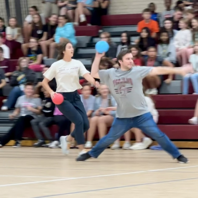 seventh grade teachers, throwing dodgeball balls