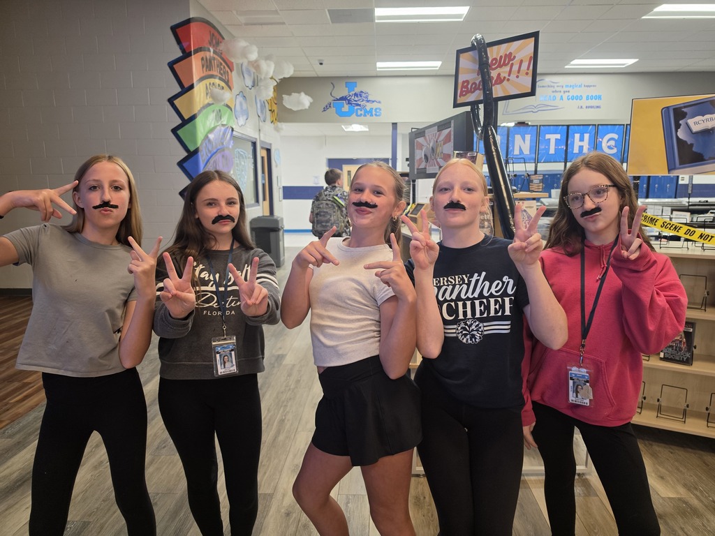 OBOS with author Lindsay Currie