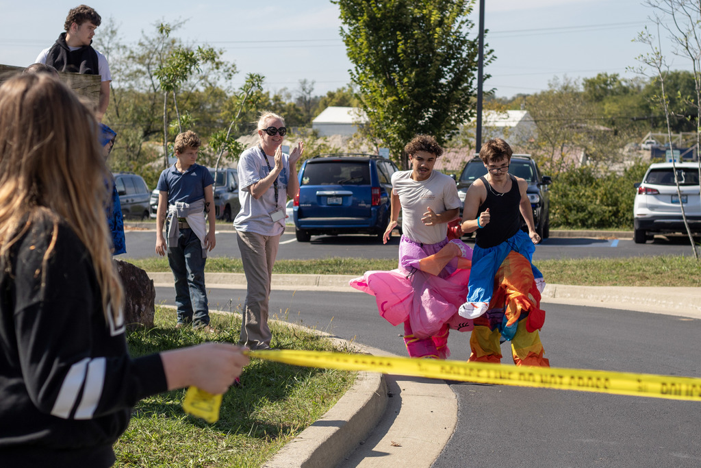 Communities Inflatable Race