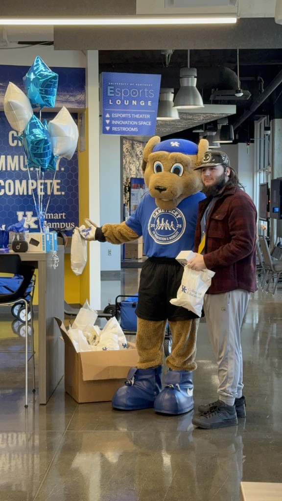 Cole Canetucky O&M winner