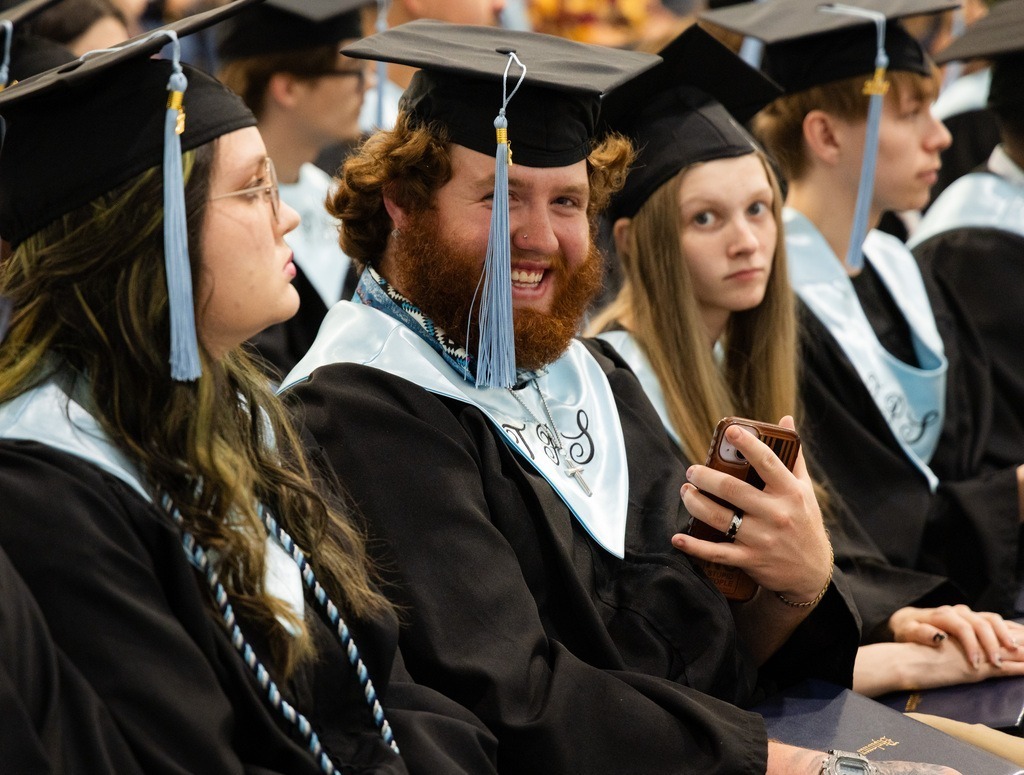 TPS grads