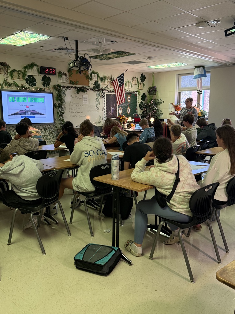 Students in Mrs. Morgan's class gearing up to write six-word memoirs.