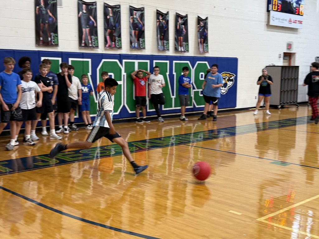 EJMS playing matball on the last day before Fall Break!