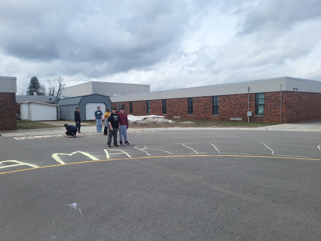 The 6th Grade "Personal Skills"  elective class has taken some time to learn a little Spanish, including colors/colores... 