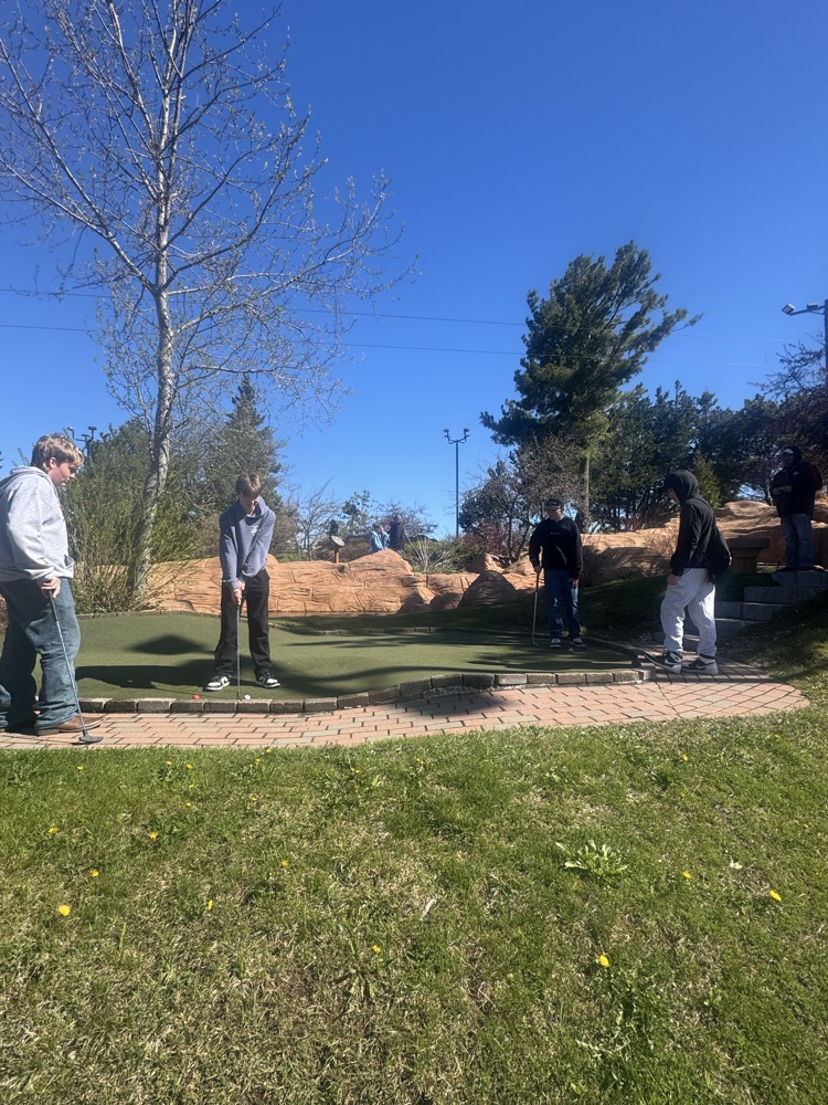 putt putt golf 