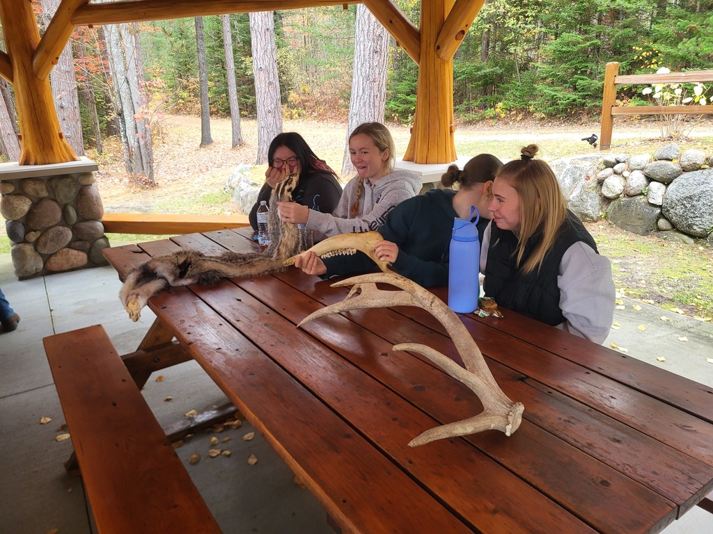 8th Grade students attended a Science field at the Greenwood Foundation Property this past Thursday. They enjoyed learning about Sea Lampreys as well as the habitats/wildlife at the property. 