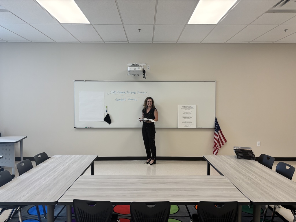 Mrs. Kiesewetter teaching a lesson.