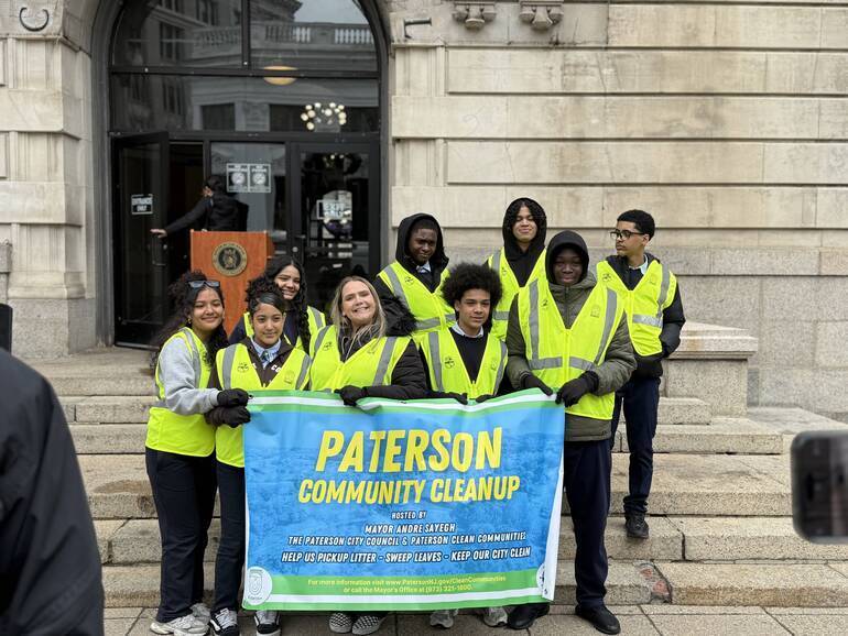 Earth Day Clean Up