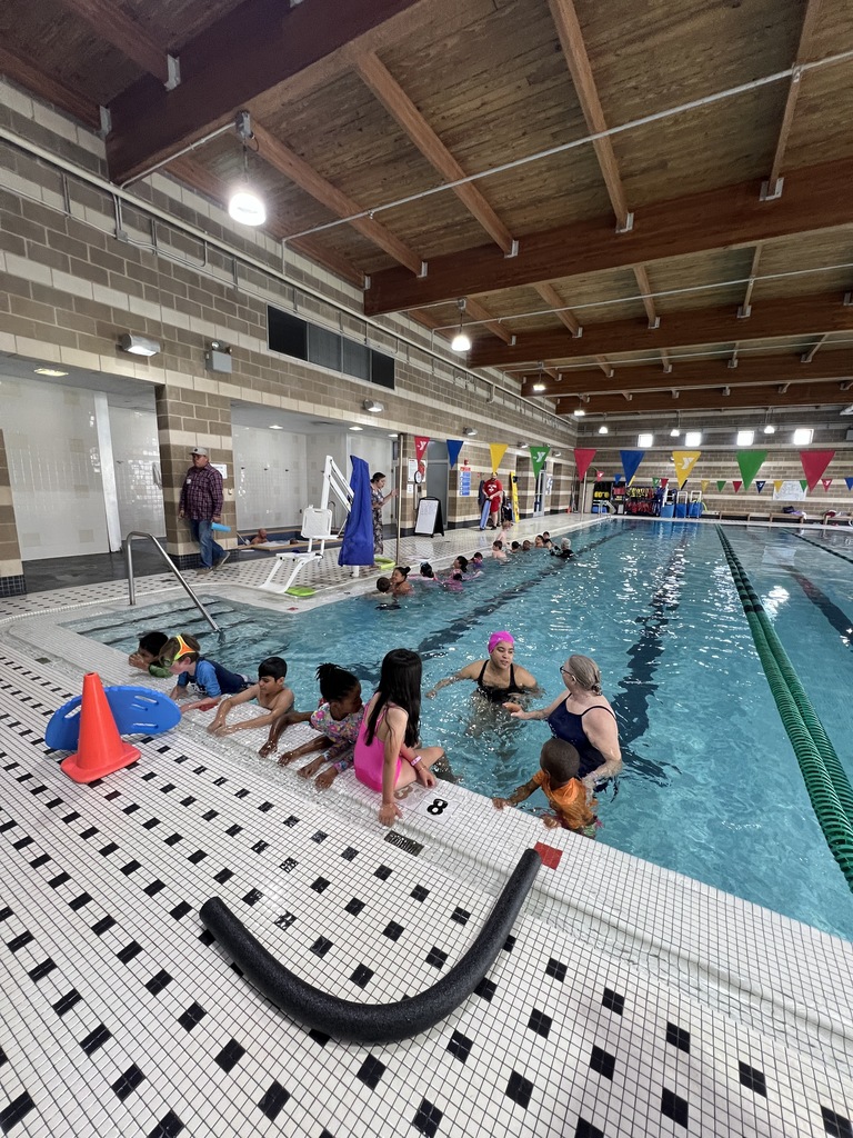 kids at the pool